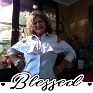 Meet your Posher, Elien